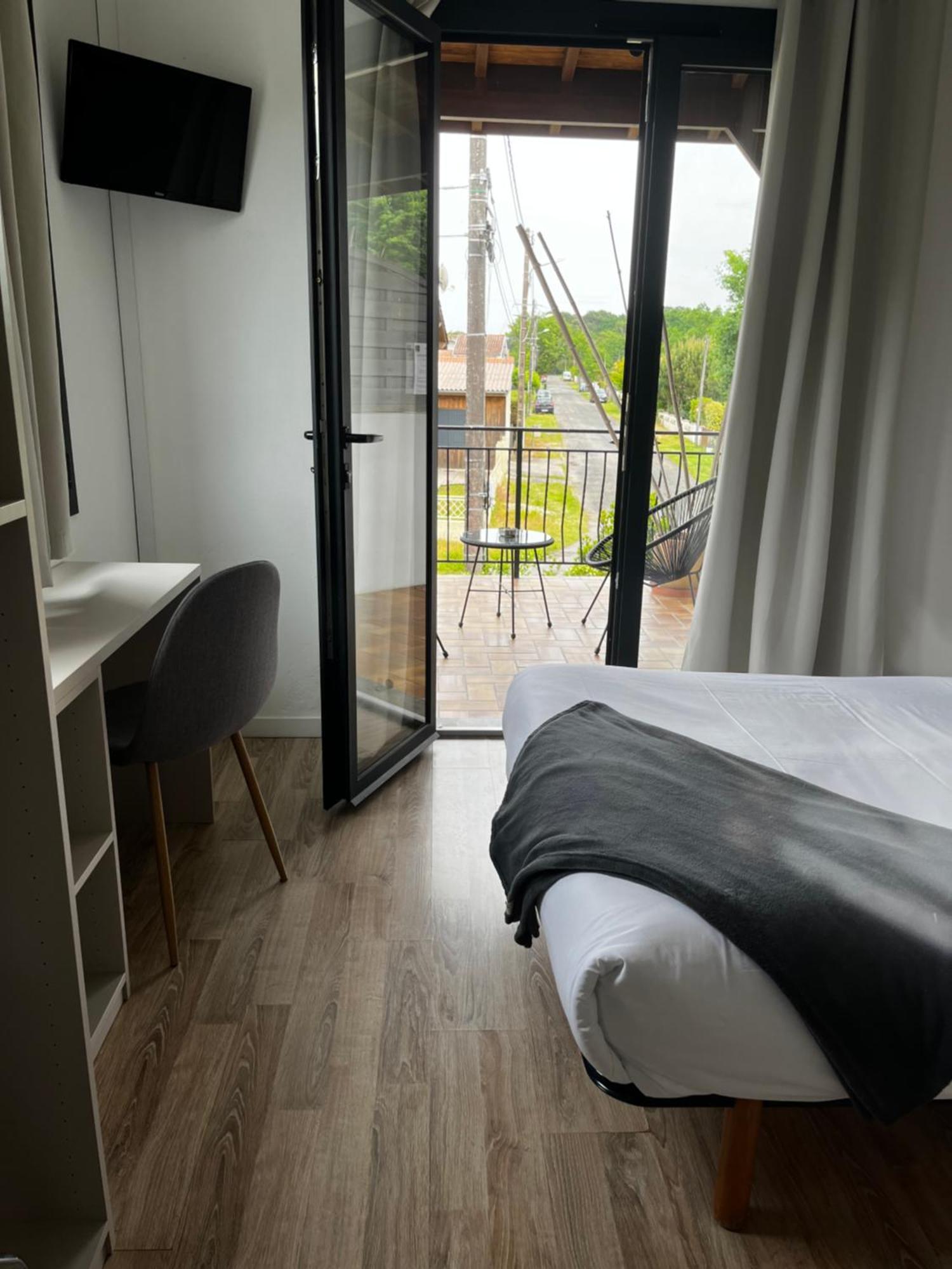 Hotel Cote Et Lac Biscarrosse Kültér fotó